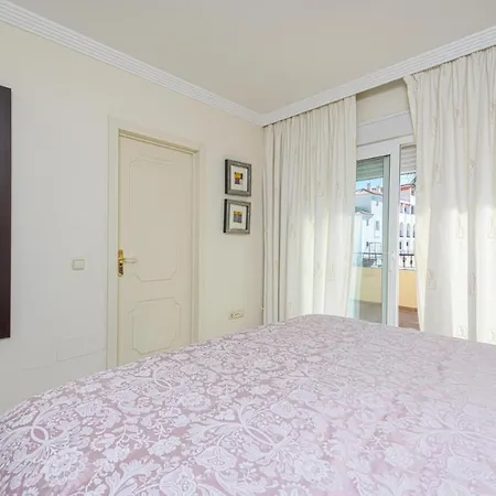 Riviera Villa *